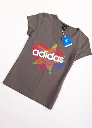 Футболка adidas