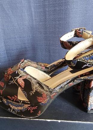 Туфли под dolce&gabbana