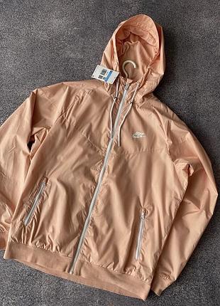 Nike jacket  нова з бірками, легка весняна куртка  розмір : m