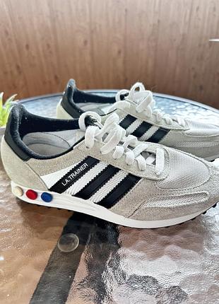 Кросівки adidas розмір 37,5