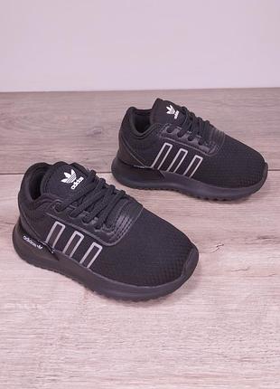 Кроссовки adidas 23р