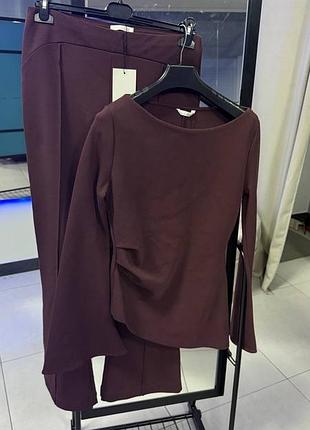 Жіночий брючний костюм zara