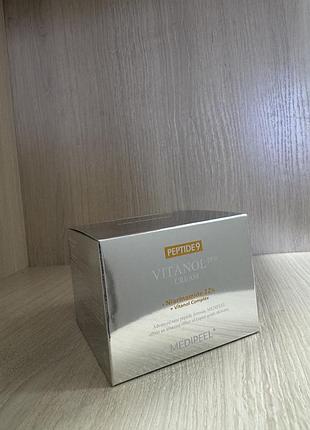 Ліфтинг-крем з пептидами та 12% ніацинаміду  medi-peel peptide 9 vitanol pro cream