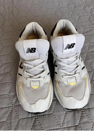 Кросівки new balance для хлопчика