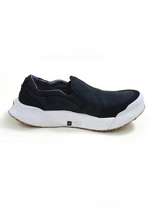 Чоловічі кросівки-сліпони deckers x lab x-scape coupe у чорно-білому виконанні.розмір:44;матеріал: шкіра