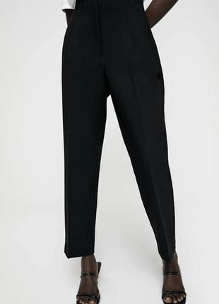 Стильні базові брюки zara, xs