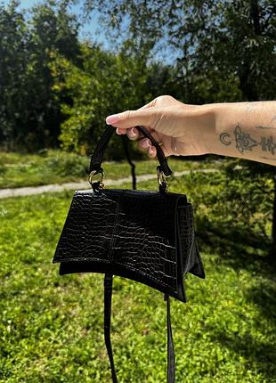 Продам маленьку коричневу сумочку 🩷🌸