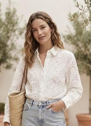 Блуза zara з вишивкою рішельє, розмір s