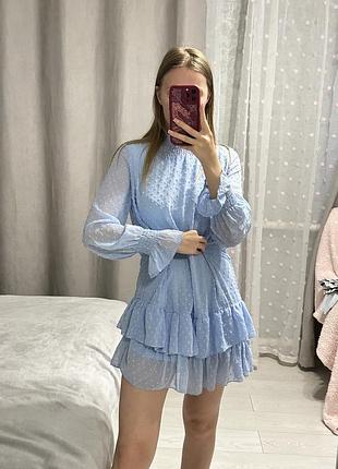 Блакитна сукня 4