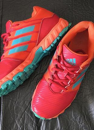 Кросівки adidas
