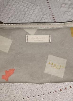 Radley косметичка серая женская