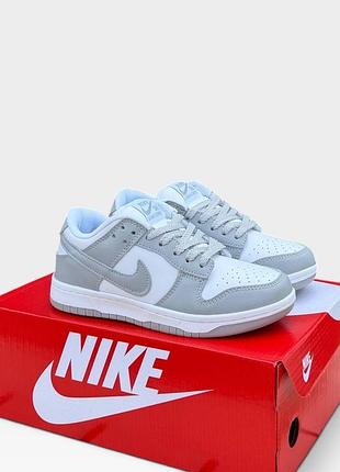 Кросівки жіночі nike sb dunk low графітові/білі