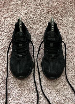 Оригінальні кросівки karrimor