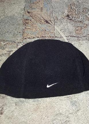 Шапка мини бини от найк nike флисовая, для спорта, тренировок, бега или просто под стиль, skull cap или watch cap винтажная шапочка-бери бейсголовка