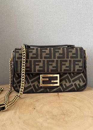 Сумка crossbody в стилі fendi нова