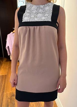 Платье alessandro dell’acqua, бежевое с чёрным и вышитым лифом, в отличном состоянии, р. m