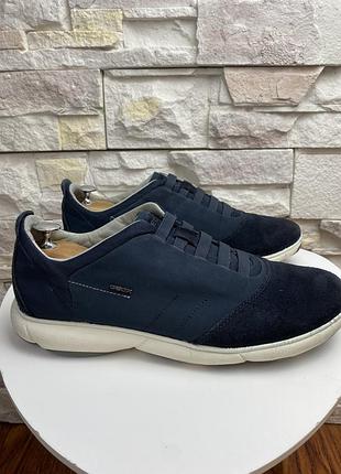 Чоловічі кросівки geox