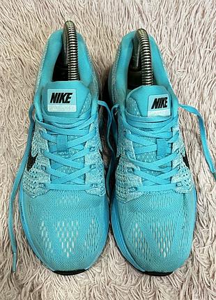 Оригінальні кросівки nike