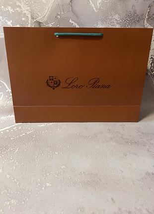 Подарункове пакування loro piana