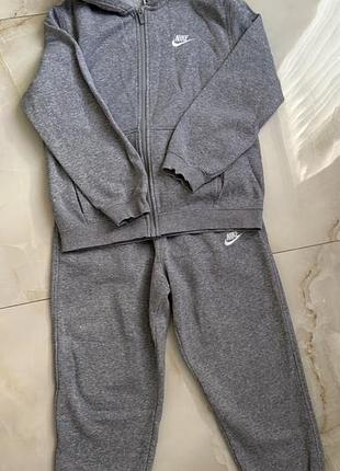 Nike спортивний костюм утеплений