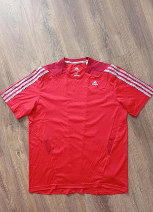Брендова футболка  adidas.