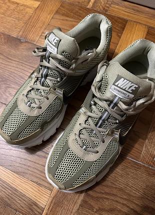 Кросівки nike zoom vomero 5