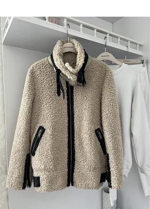 Дублянка з овчини zara