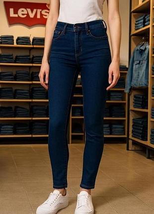 Оригинальные женские джинсы levi’s синие, идеальное состояние