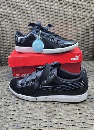 Кросівки  puma
розмір 9.5-40,5-26cm