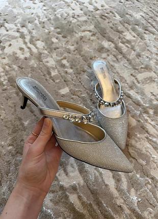 Жіночі сріблясті мюлі michael kors jessa flex mule kitten з блискітками оригінал