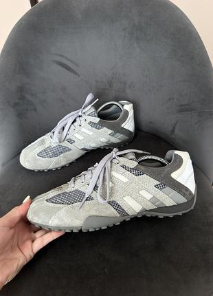 Кросівки, geox (розмір 40) 26 см