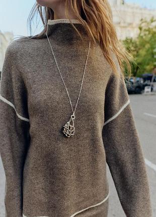 Теплий трикотажний светр від zara