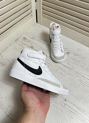 Кросівки nike blazer mid