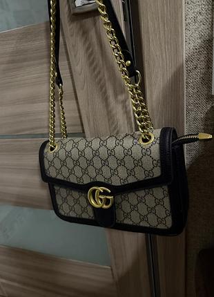 Сумка для жінок gucci з монограмою, чорна з бежевим