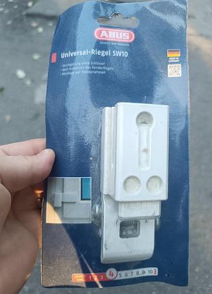 Віконний замок-ригель abus sw10 (universal-riegel sw10) німецького виробництва. він призначений для захисту пластикових і дерев'яних вікон або балконн