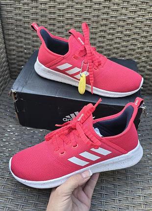 Кросівки жіночі  adidas us8-40-24.5/25cm
 оригінал
на вузьку та середню ніжку