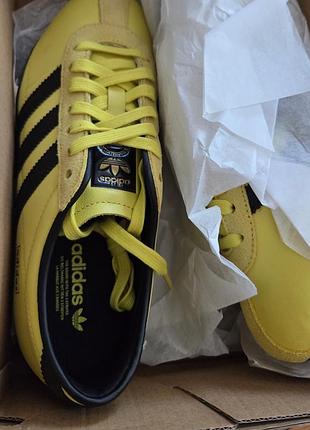 Нові кросівки adidas tokyo w 23, 5 см  38 розмір
