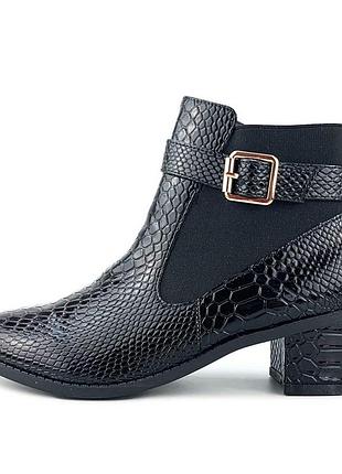 Демисезонные женские ботинки river island размер 37. черные ботинки на каблуке