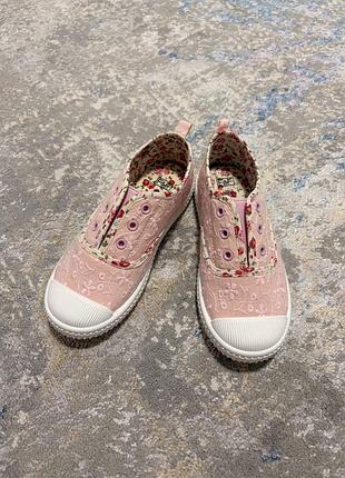 Макасіни тапочки кеди для дівчинки