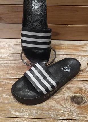Шльопанці adidas adilette унісекс 39 р