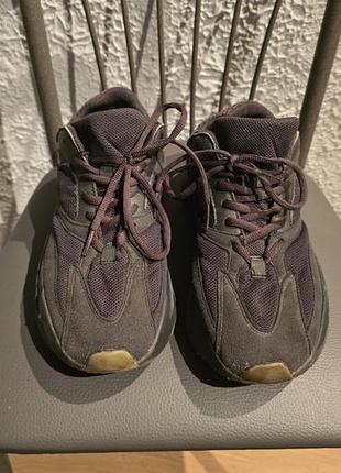 Кросівки аdidas 41 yeezy boost 700