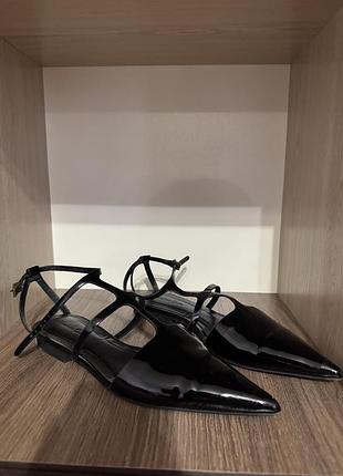 Мюлі massimo dutti 38