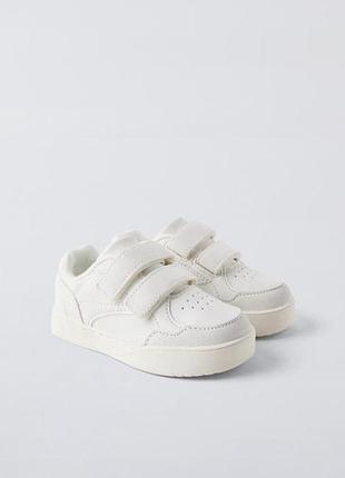 Кросівки на липучках zara
