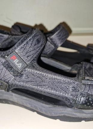 Фирменные сандалии fila