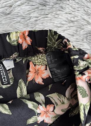 Легка спідниця h&m 9