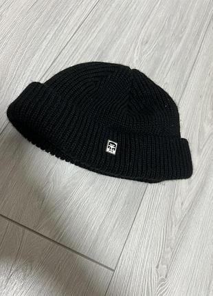 Шапка бини obey