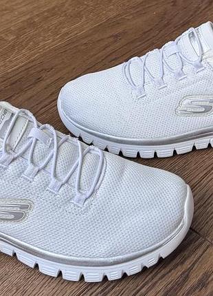 Skechers кросівки жіночі р.40 (26,5 см)