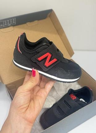 Дитячі кросівки new balance 23.5