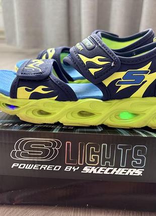 Сандалі skechers на хлопчика 32 р.