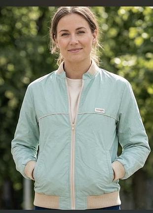 Легка куртка wrangler розмір l-m